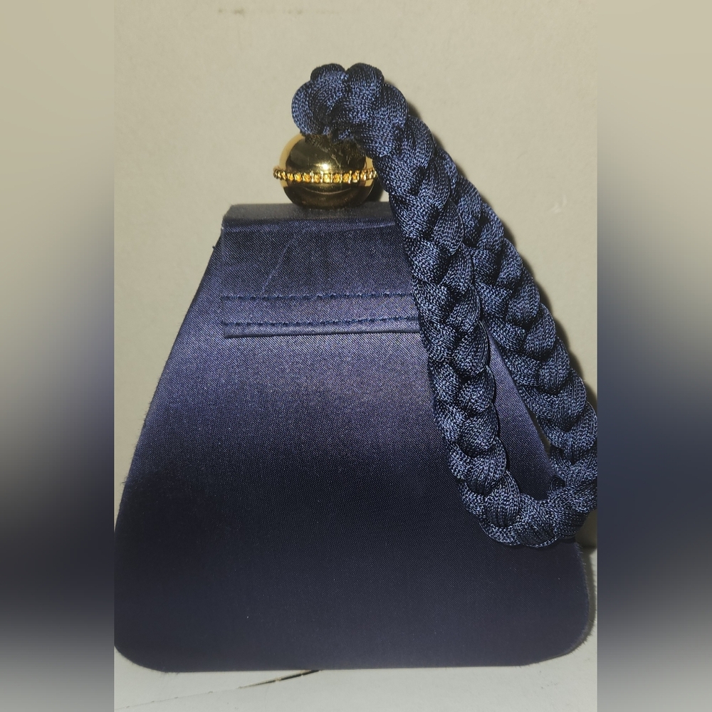 💙 Vintage Blue Satin Evening Bag —"Another Y&S Original" - Picture 2 of 6